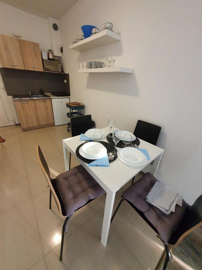 Lexi Apartman Apartment Hajduszoboszlo Exterior photo